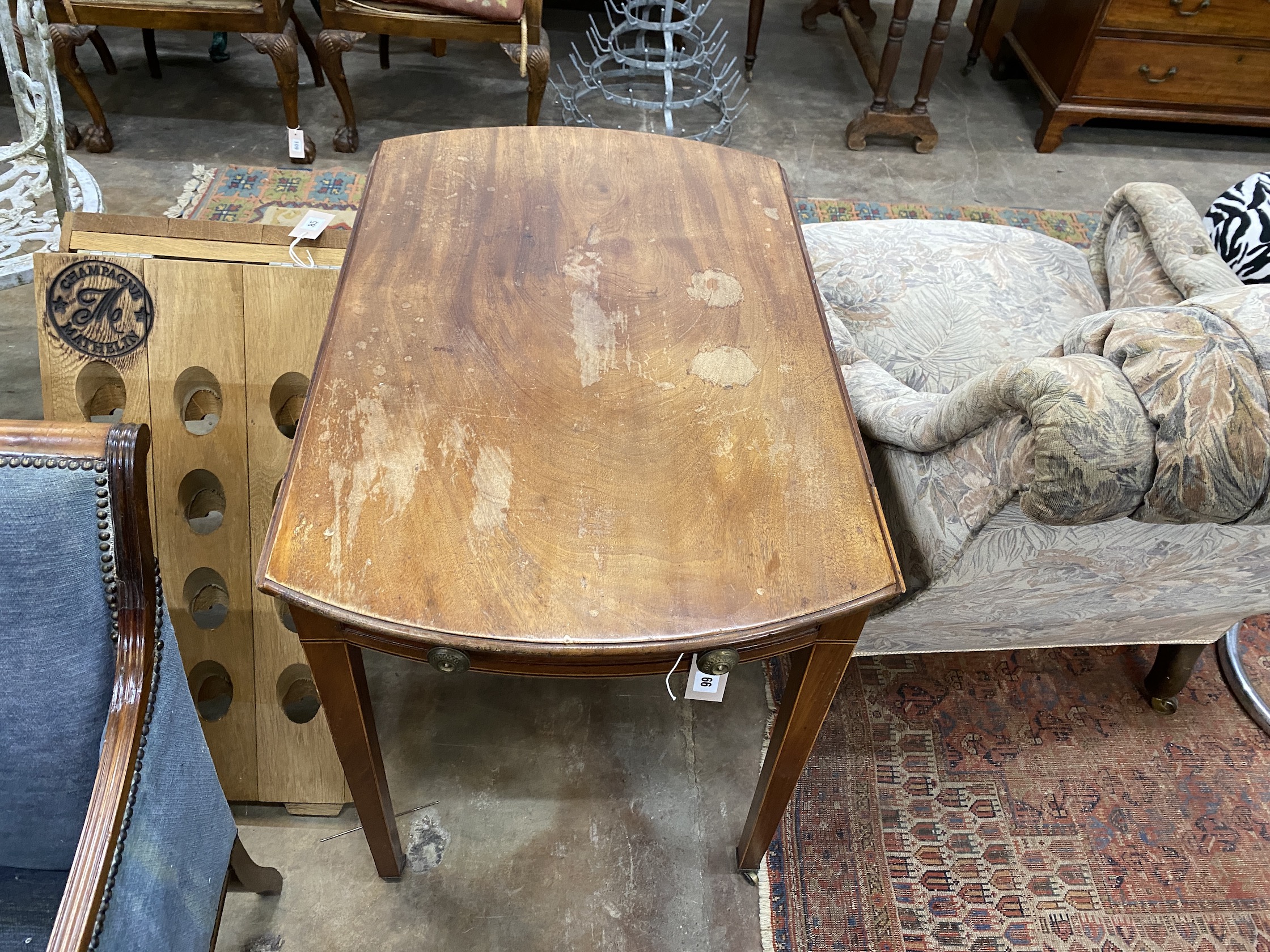 A George III mahogany Pembroke breakfast table, width 85cm, depth 54cm, height 71cm